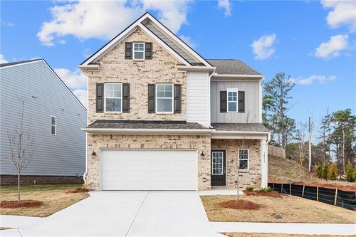 5571 Overview Dr, Flowery Branch, GA, 30542-7206 | Card Image
