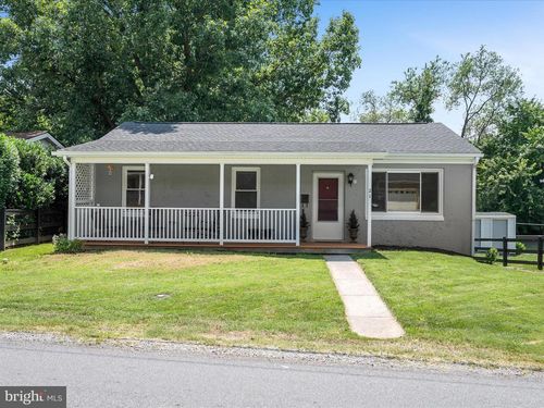 21 W Fairfax St, BERRYVILLE, VA, 22611-1164 | Card Image