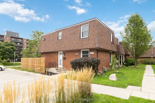 134 Gardenwood Dr, London, ON, N6J3Z9 | Card Image