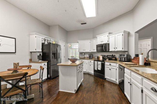 2346 Fairfield Ct, House other with 3 bedrooms, 2 bathrooms and null parking in FLEMING ISLAND FL | Image 11