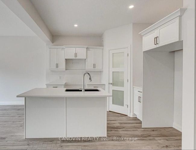UNIT-4 - 1 Miller Dr, Condo with 3 bedrooms, 3 bathrooms and 1 parking in Lucan ON | Image 12