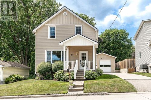 104 Ontario St S, St Marys, ON, N4X0B6 | Card Image
