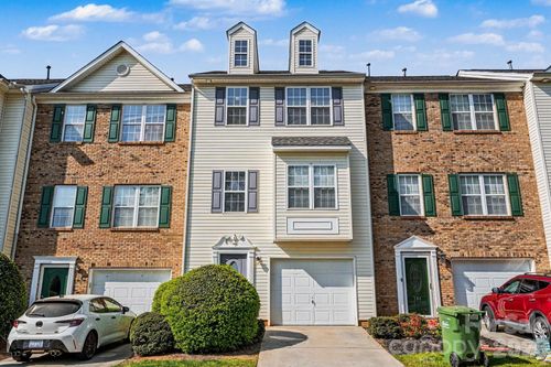 308 Langhorne Dr, Mount Holly, NC, 28120-1452 | Card Image