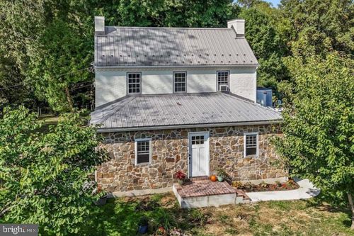 990 Chesterville Rd, Lincoln University, PA, 19352-1234 | Card Image