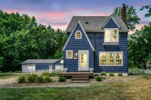 1122 Schocalog Rd, Akron, OH, 44320-1445 | Card Image