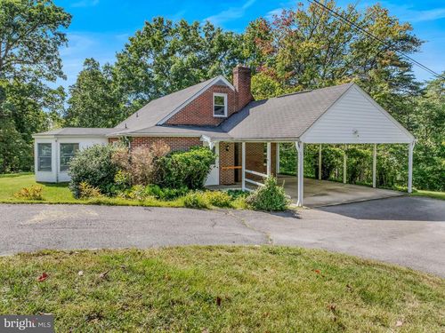 120 Merrywoods Dr, BERKELEY SPRINGS, WV, 25411-4973 | Card Image