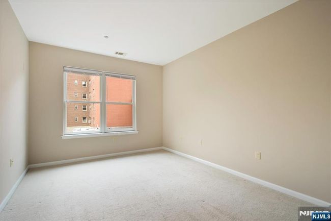 25 Duncan Ave, Condo with 2 bedrooms, 2 bathrooms and null parking in Jersey City NJ | Image 12