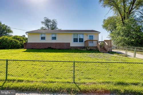 4 Schollcrest Ave, WOODBURY, NJ, 08096-3740 | Card Image