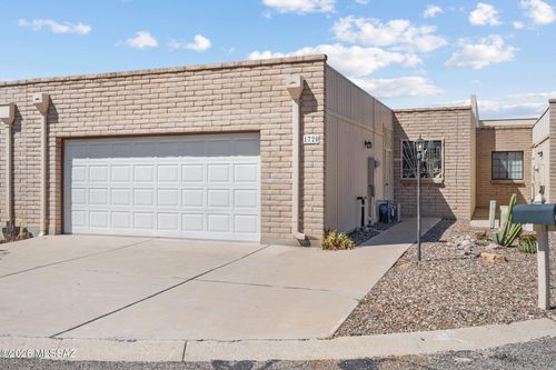 1720 S Traub Dr, Tucson, AZ, 85710-8561 | Card Image