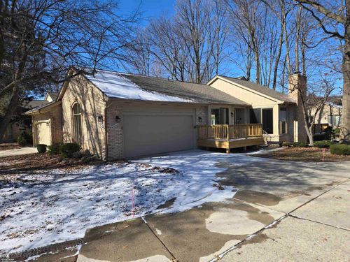 43042 W Kirkwood Dr, Clinton Township, MI, 48038-1218 | Card Image