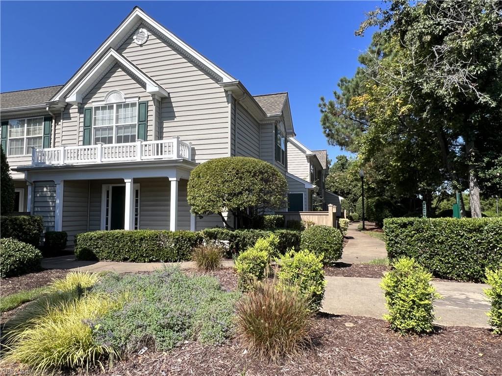 Wavey Ct, Suffolk, VA 23435