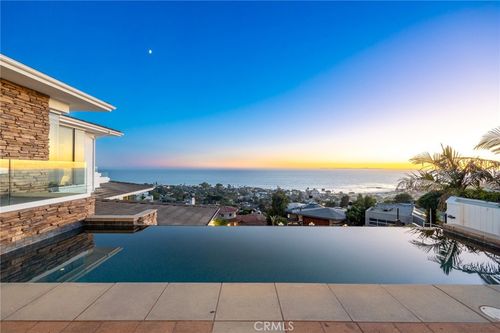 1076 Skyline Dr, Laguna Beach, CA, 92651-1935 | Card Image