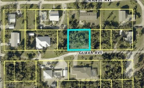 7200 Guava Ave, BOKEELIA, FL, 33922-2409 | Card Image