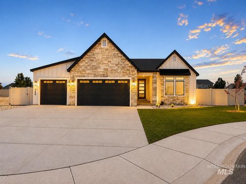 783 Kamiah Rd, Twin Falls, ID, 83301-7744 | Card Image