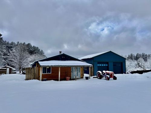 5935 Greenleaf Ln, Grawn, MI, 49637-9408 | Card Image