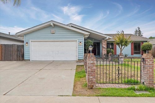 1150 Port Chelsea Cir, Lodi, CA, 95240-7035 | Card Image