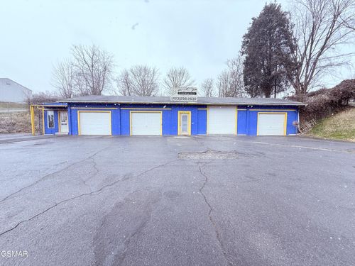220 W Main Boulevard, Church Hill, TN, 37642 | Card Image