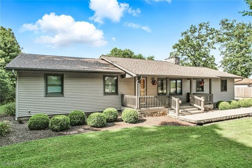 9438 Kirk Rd, North Jackson, OH, 44451-9766 | Card Image