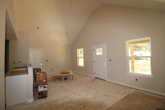 16966 Deer Run Rd, House other with 2 bedrooms, 1 bathrooms and null parking in Flint TX | Image 12