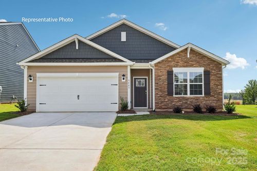 3040 Sassafras Trl, Gastonia, NC, 28056-5230 | Card Image