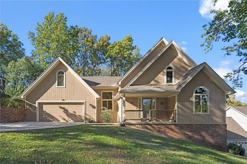 308 Nw Briarcliff Cir, Kansas City, MO, 64116-4603 | Card Image