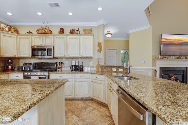 19 Winged Foot Dr, House other with 4 bedrooms, 3 bathrooms and null parking in Manalapan NJ | Image 13