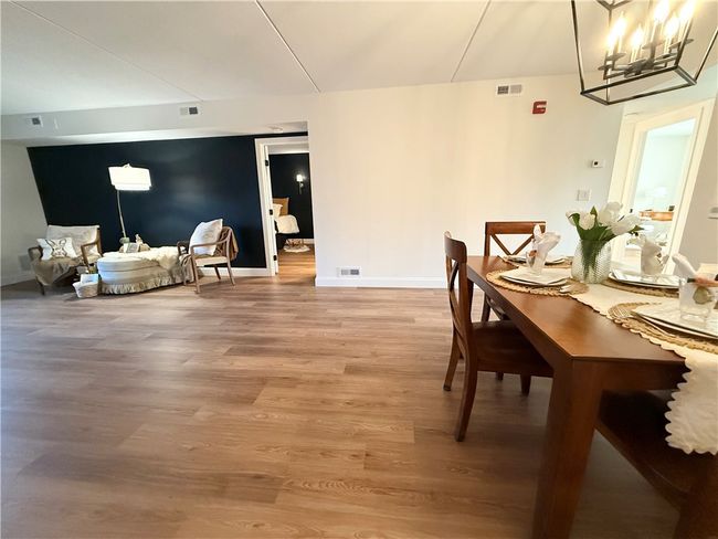 APT-7-202 - 650 E Greenwich Ave, Condo with 2 bedrooms, 2 bathrooms and 2 parking in West Warwick RI | Image 12