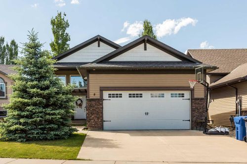 8 Riverton Crescent W, Lethbridge, AB, T1K5P3 | Card Image