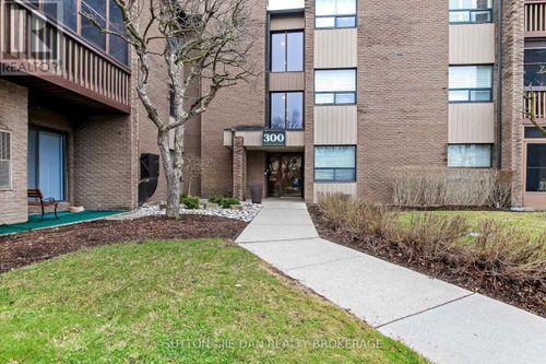 214-300 Everglade Cres, London, ON, N6H4P8 | Card Image