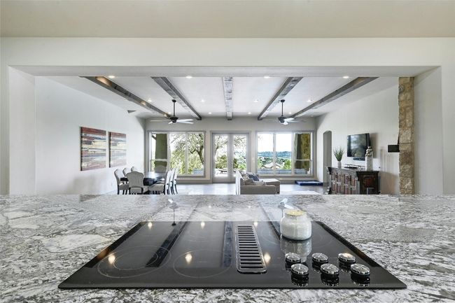 Imagine preparing dinner with a view like this! | Image 14