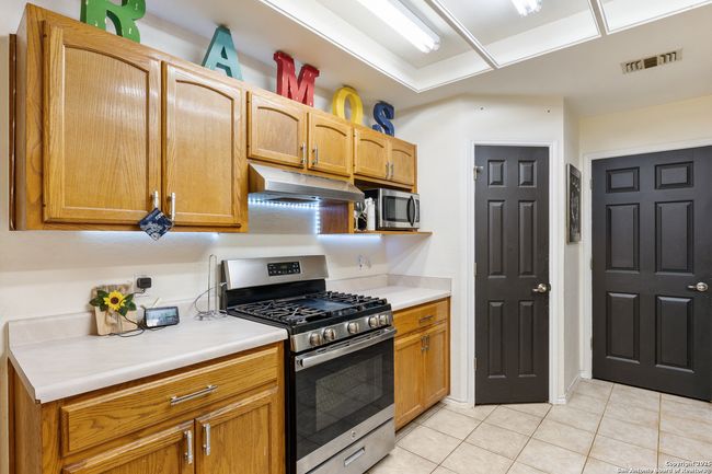 15563 S Skaggs Rd, House other with 4 bedrooms, 3 bathrooms and null parking in Atascosa TX | Image 10