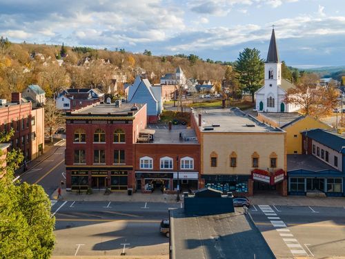 3-359 Central Street, Franklin, NH, 03235 | Card Image