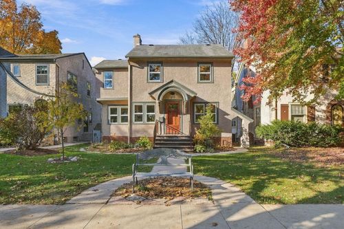 377 Woodlawn Ave, Saint Paul, MN, 55105-1339 | Card Image