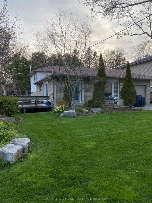 226 Parlette Ave, Scarborough, ON, M1C2S5 | Card Image