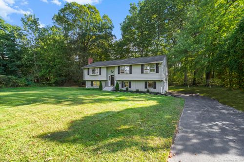 779 Bridge St, Suffield, CT, 06078-2328 | Card Image