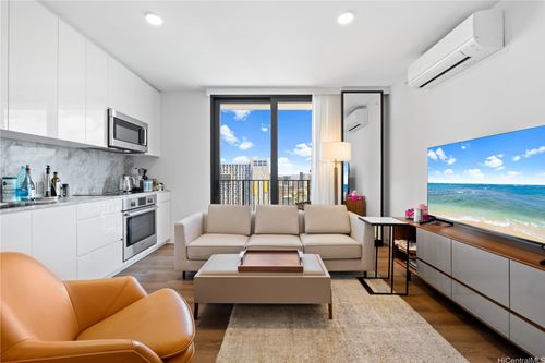 apt-3603-987 Queen St, Honolulu, HI, 96814-3328 | Card Image