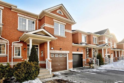 34-8 Townwood Dr, Richmond Hill, ON, L4E4Y3 | Card Image