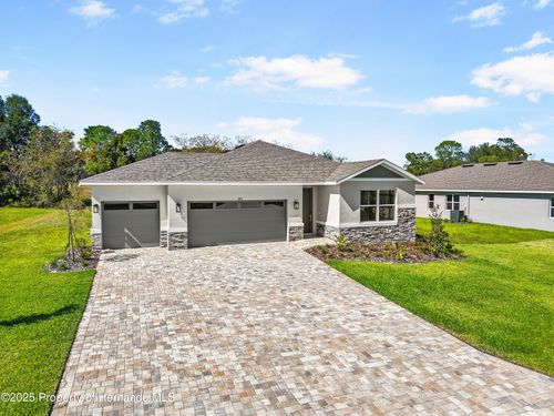 9211 Players Dr, WEEKI WACHEE, FL, 34613-5851 | Card Image