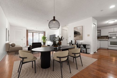 apt-217-3920 Mystic Valley Pkwy, Medford, MA, 02155-6905 | Card Image