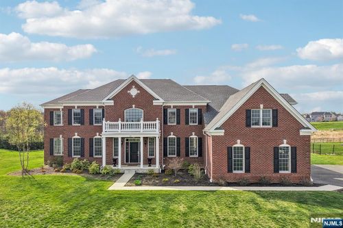 22 Woodmere Rd, Upper Saddle River, NJ, 07458-1424 | Card Image