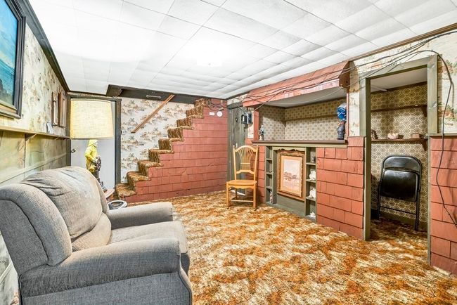 51 Pine St, House other with 3 bedrooms, 1 bathrooms and 5 parking in Sudbury MA | Image 21