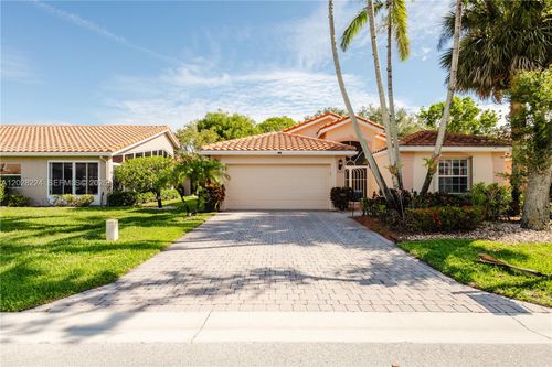 7577 Caprio Dr, Boynton Beach, FL, 33472-7371 | Card Image