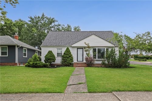 7146 W Parkview Dr, Parma, OH, 44134-4759 | Card Image