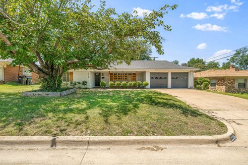3305 Leith Ave, Fort Worth, TX, 76133-1723 | Card Image