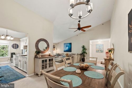 307-14200 Dove Creek Way, SPARKS GLENCOE, MD, 21152-8817 | Card Image