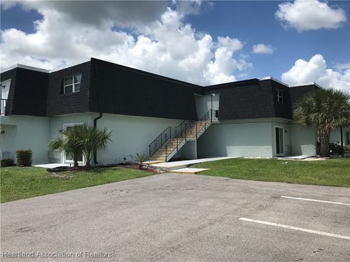 215 Golf Villas Ct Nw, Lake Placid, FL, 33852-6608 | Card Image