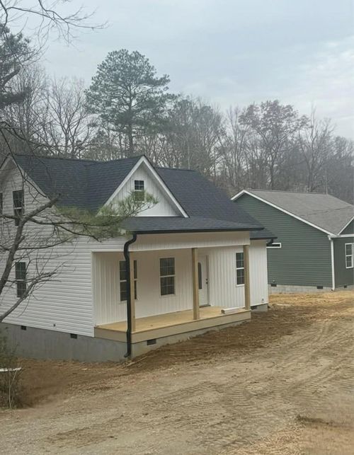 2174 S Riverbend Rd, Dalton, GA, 30721-5562 | Card Image