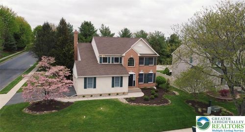 4165 Alder Rd, Bethlehem, PA, 18020-7804 | Card Image