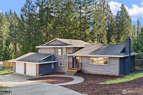 20327 45th Dr Se, Bothell, WA, 98012-7326 | Card Image