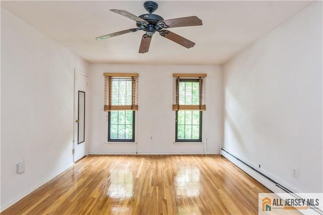 APT-9C - 323 Gill Ln, Townhouse with 2 bedrooms, 2 bathrooms and null parking in Iselin NJ | Image 17